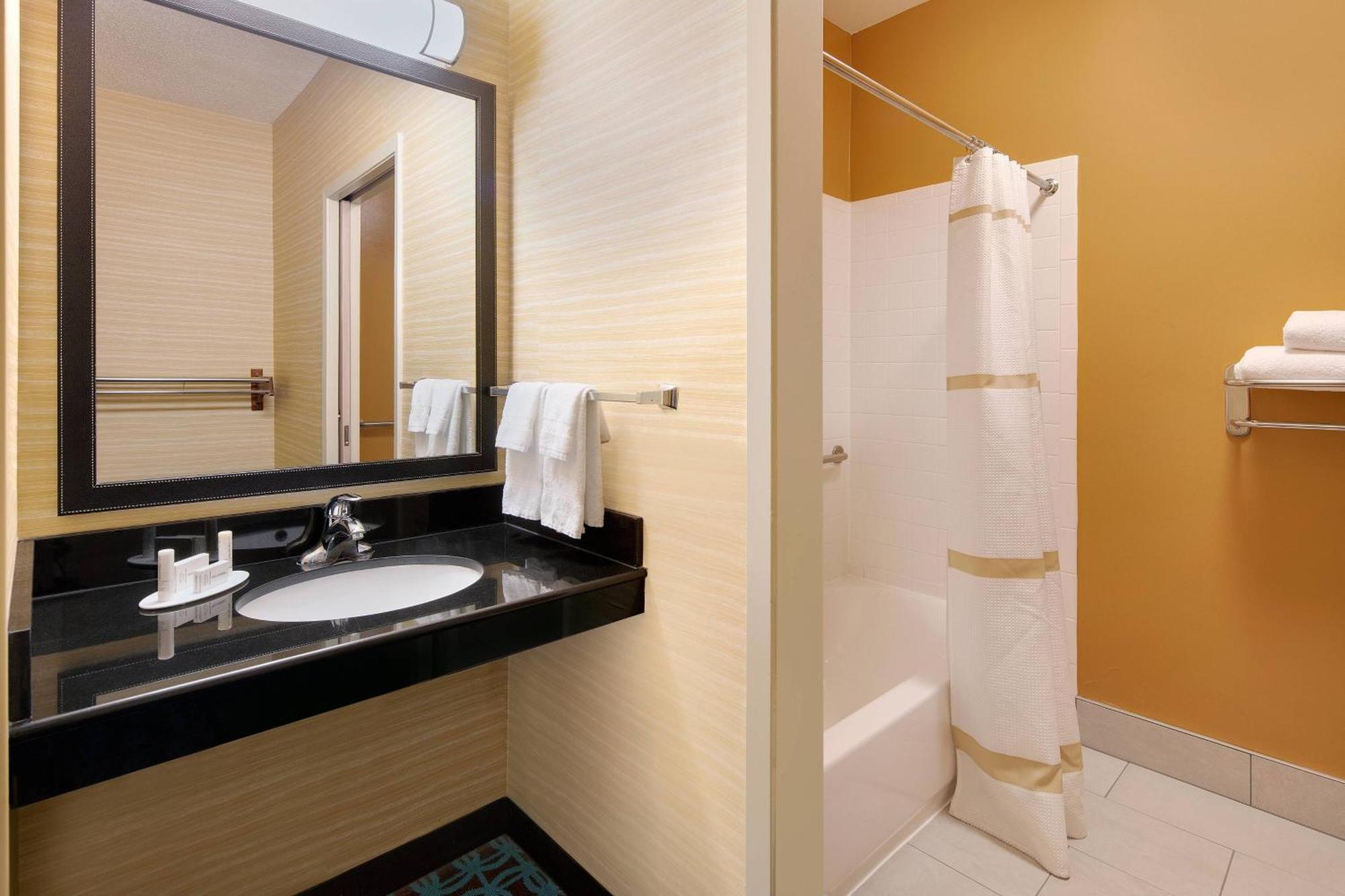 Fairfield Inn & Suites Austin University Area Exteriér fotografie