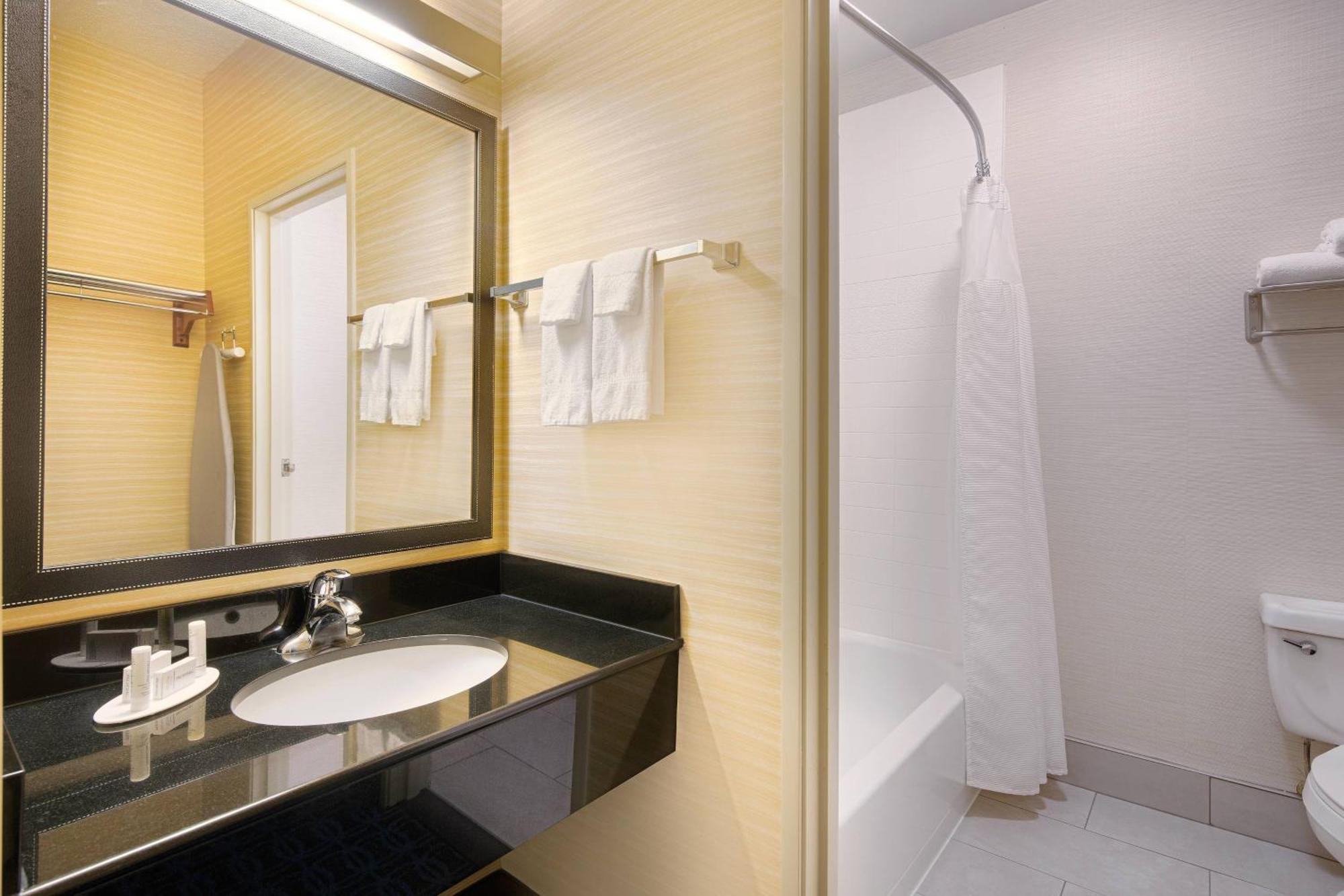 Fairfield Inn & Suites Austin University Area Exteriér fotografie